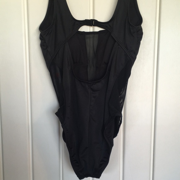 Beach Betty by Miracle Brands swim suit - Picture 3 of 4